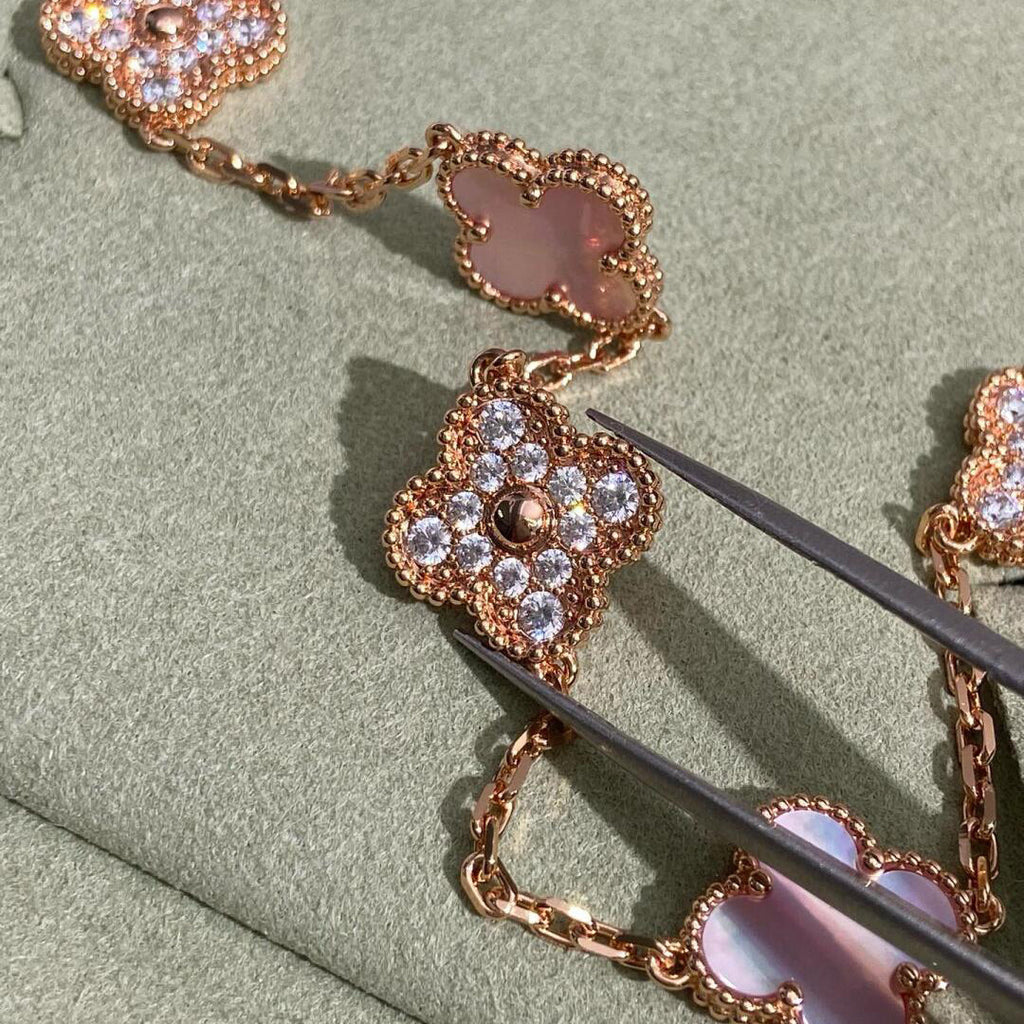 CLOVER 10 MOTIFS DIAMOND PINK MOP NECKLACE