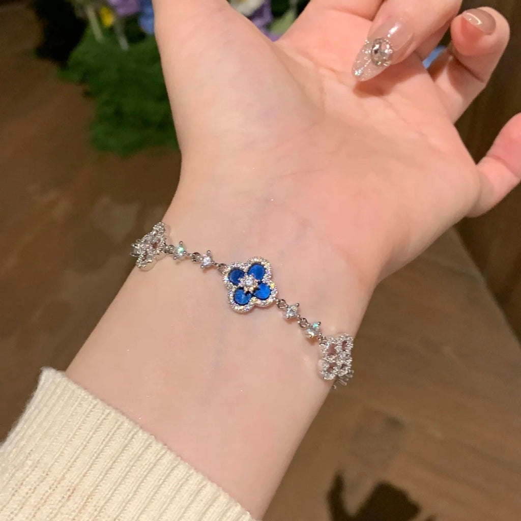 CLOVER 5 MOTIF PINK BLUE RED WHITE BRACELET