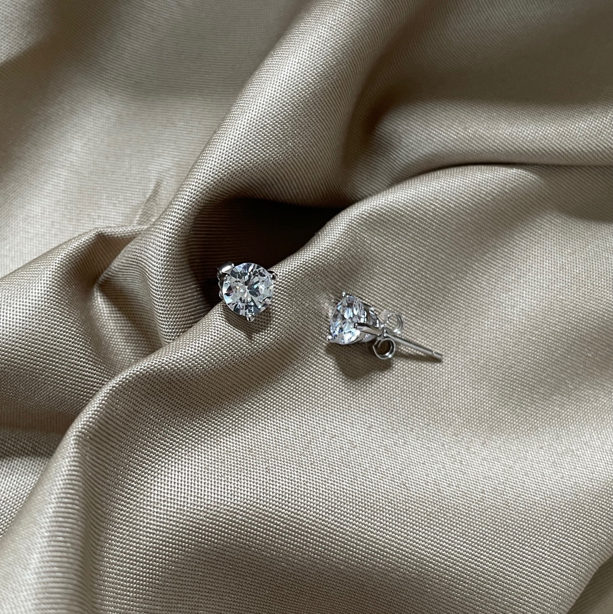 [HOT] Boucles d'oreilles rondes délicates