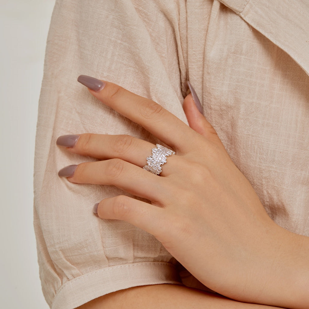 [HOT] Bague quotidienne luxueuse et colorée à taille radieuse