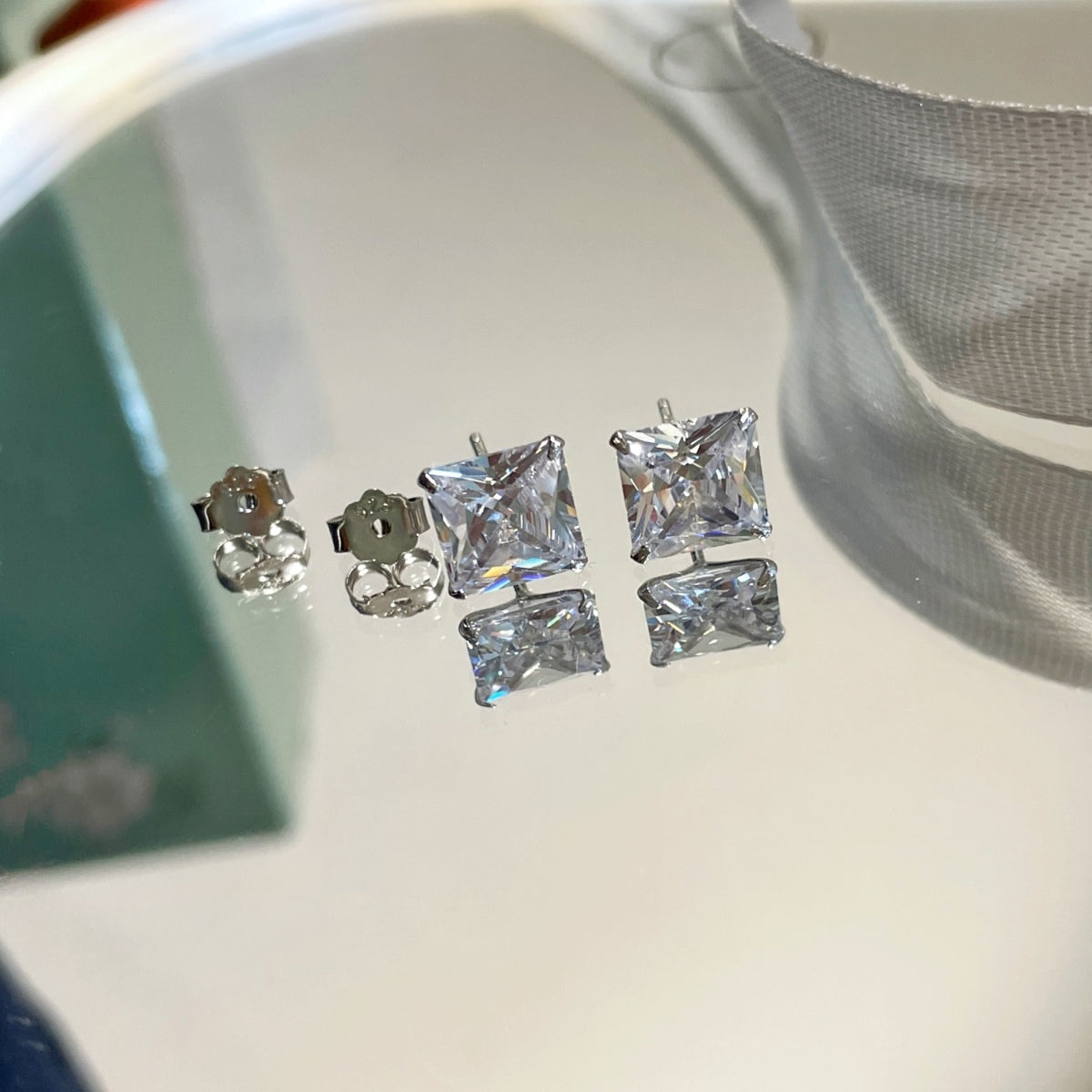 [HOT] Boucles d'oreilles carrées ornées