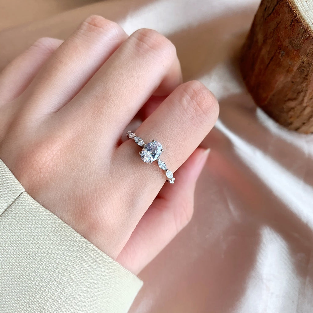 [HOT] Bague de fiançailles quotidienne luxueuse et vibrante de 0,75 carat, taille coussin allongée