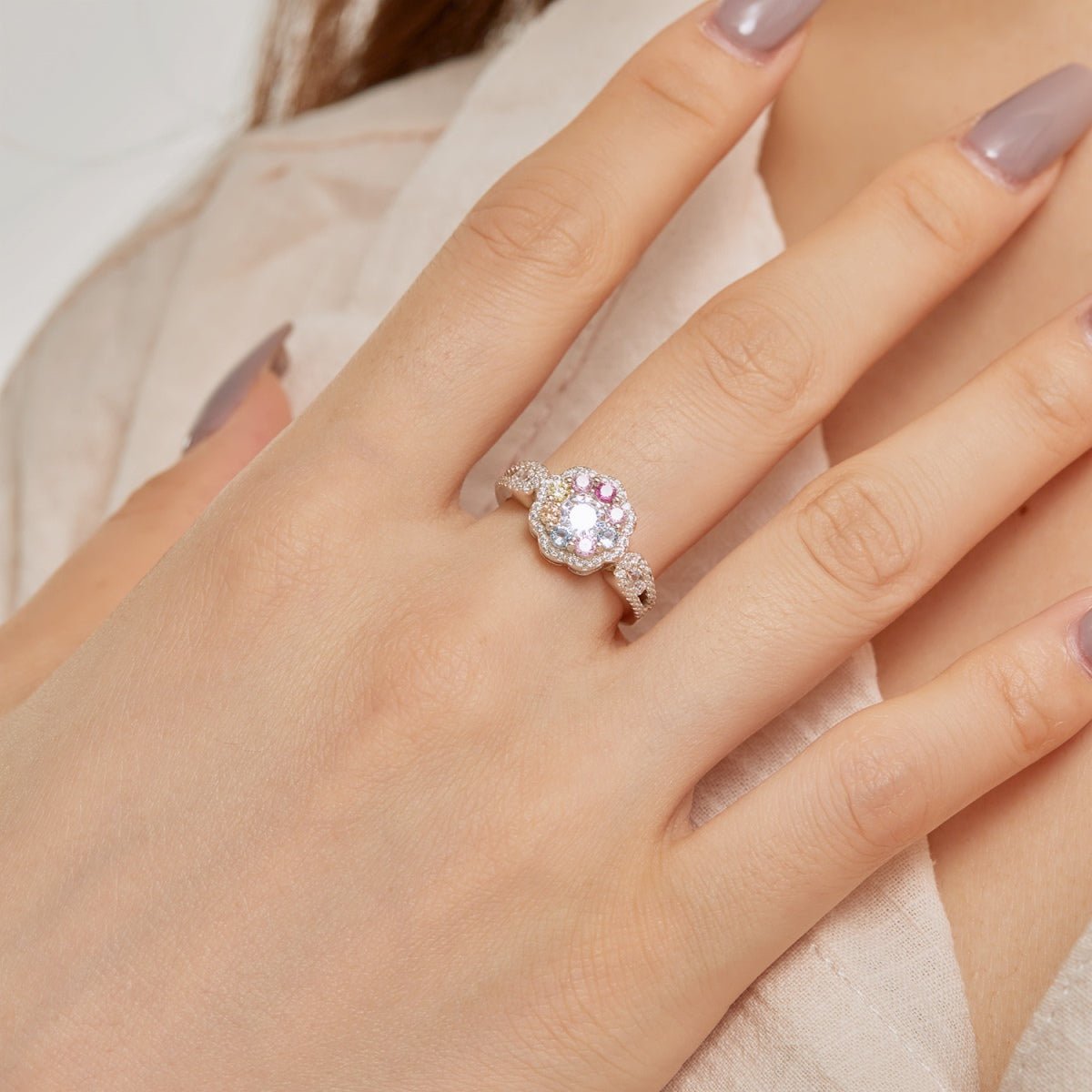 [HOT] Bague de mariage délicate et colorée en forme de fleur coupée ronde