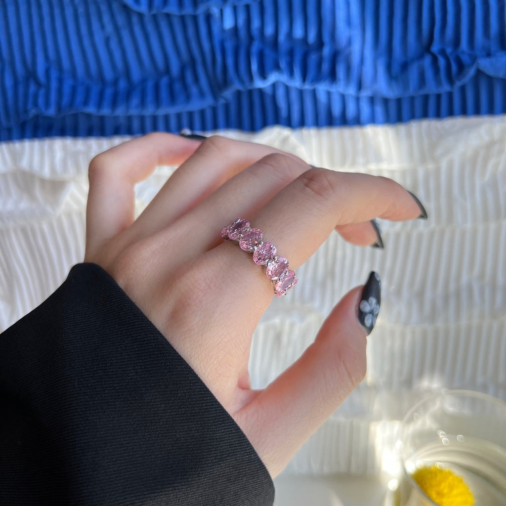 [HOT] Bague de tennis allongée et délicate à taille coussin