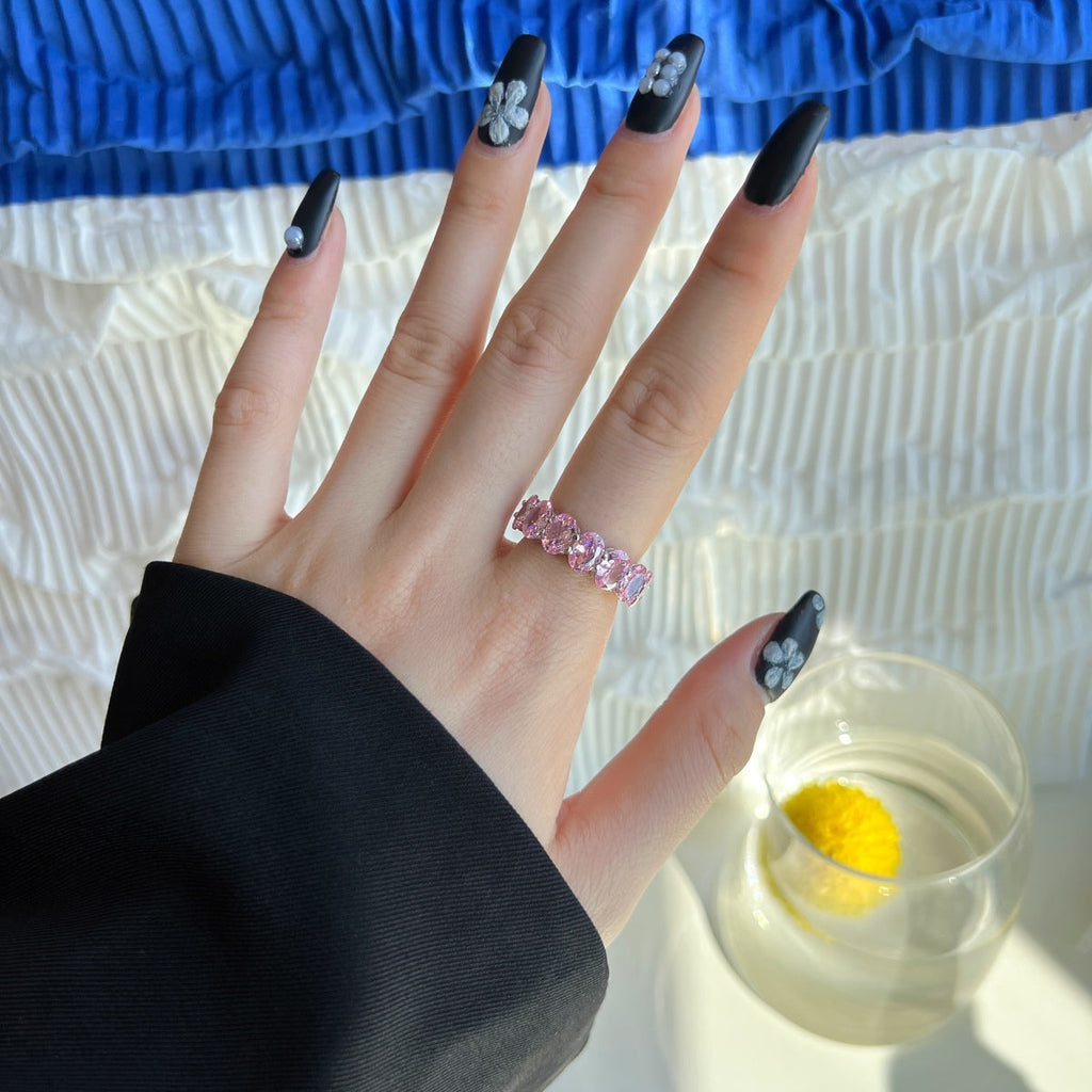 [HOT] Bague de tennis allongée et délicate à taille coussin