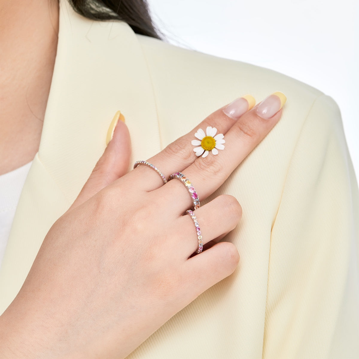 [HOT]Dazzling Lustrous Round Cut Tennis Ring