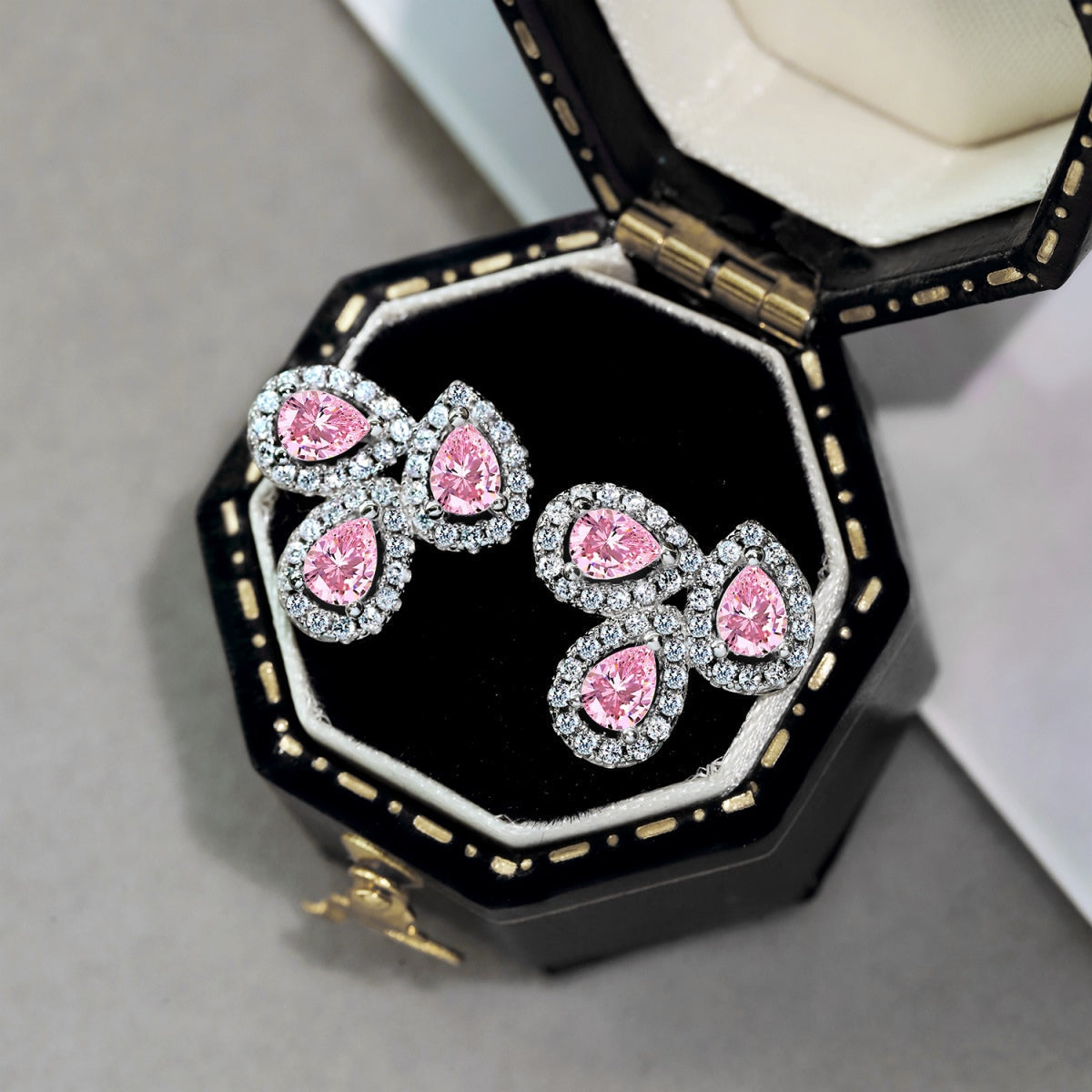 [HOT] Boucles d'oreilles ornées en forme de fleur en forme de poire