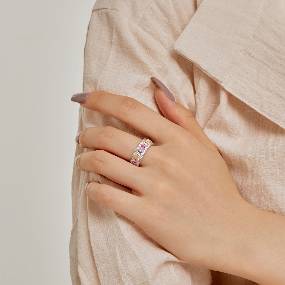 [HOT] Bague quotidienne délicate et colorée à taille radieuse