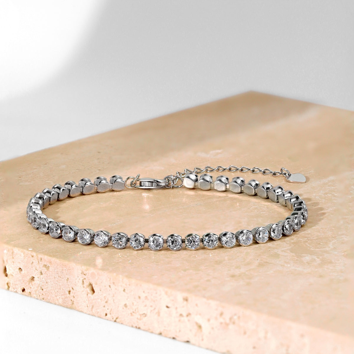 [HOT]Ornate  Sparkling Round Cut Daily Bracelet