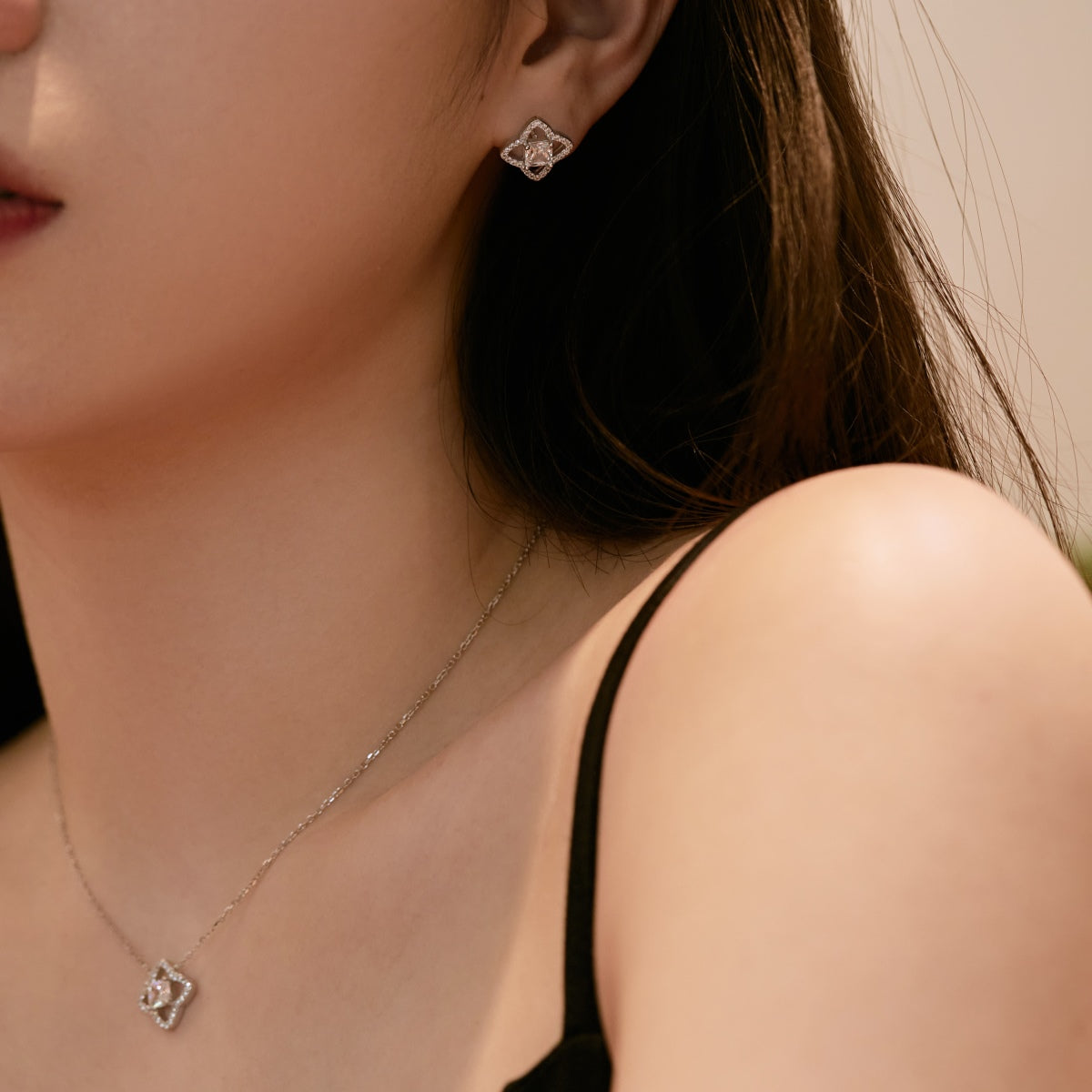 [HOT] Boucles d'oreilles élégantes en forme d'étoile taille princesse pour un usage quotidien