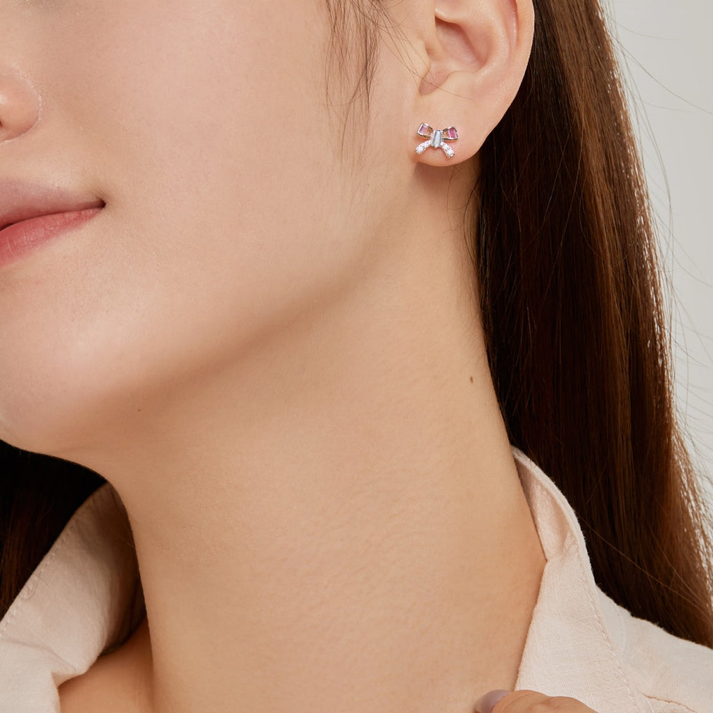 [HOT] Boucles d'oreilles quotidiennes en forme de papillon orné