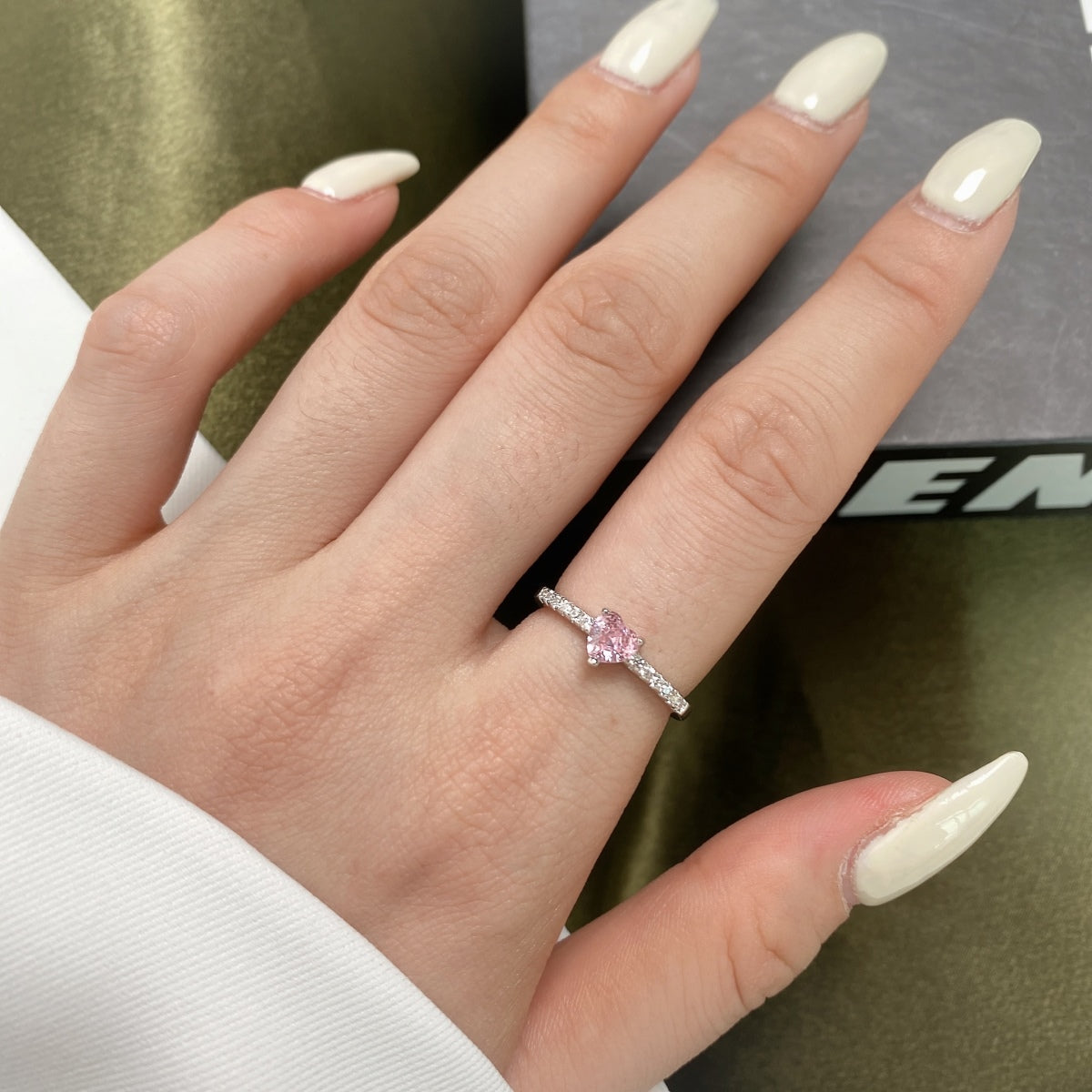 [HOT] Bague d'amour charmante en forme de cœur de 0,5 carat CaratEternity