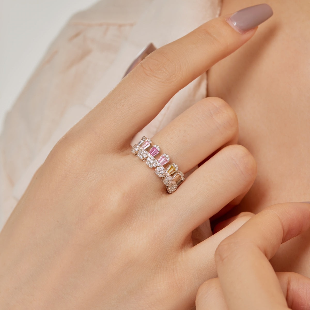 [HOT] Superbe bague quotidienne taille radiante