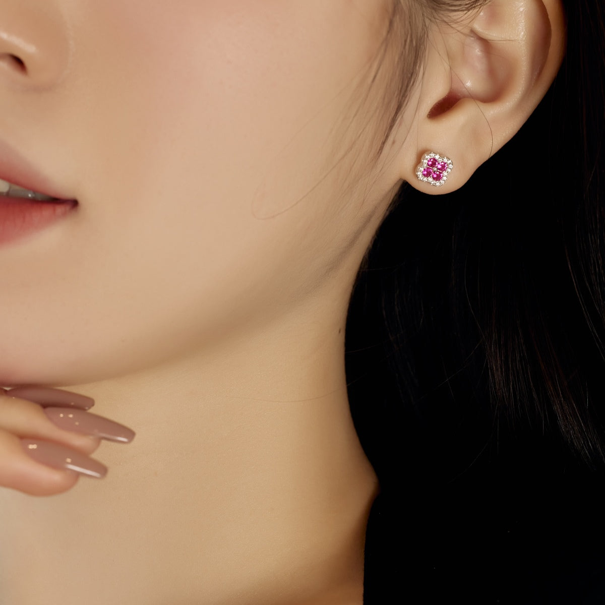 [HOT] Boucles d'oreilles en forme de fleur de trèfle à quatre feuilles