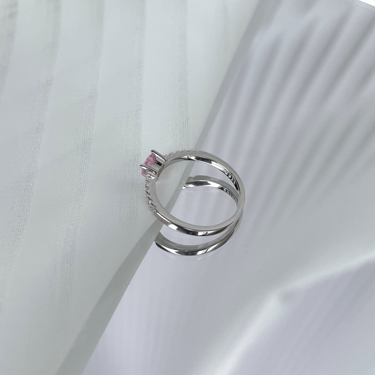 [HOT] Bague d'amour charmante en forme de cœur de 0,5 carat CaratEternity