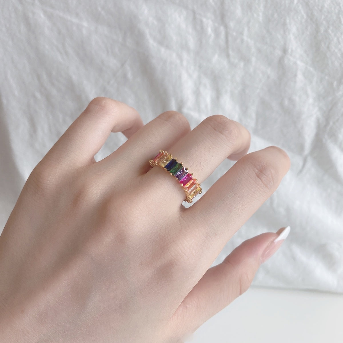 [HOT] Bague unique et colorée à taille radiante