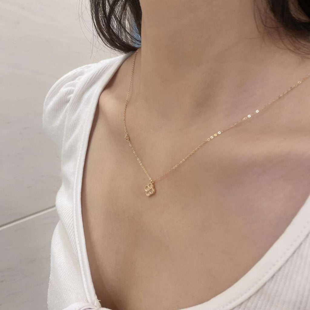 [HOT]Delicate Flower Shape Necklace