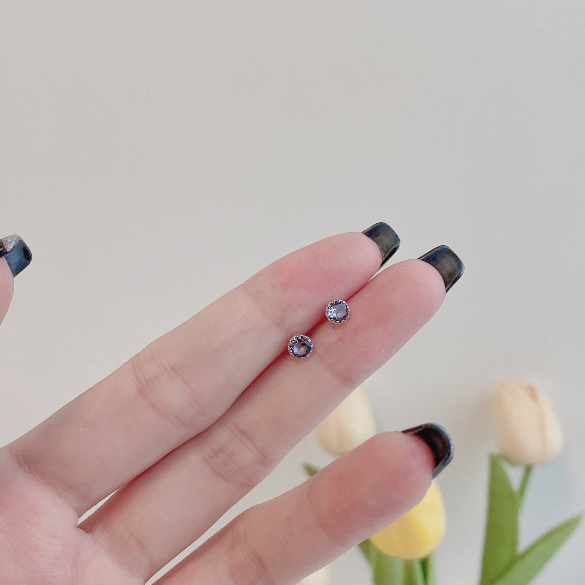 [HOT]キラキラ輝くカラフルなラウンドシェイプイヤリング