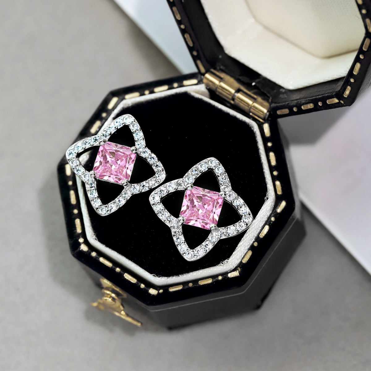 [HOT] Boucles d'oreilles élégantes en forme d'étoile taille princesse pour un usage quotidien
