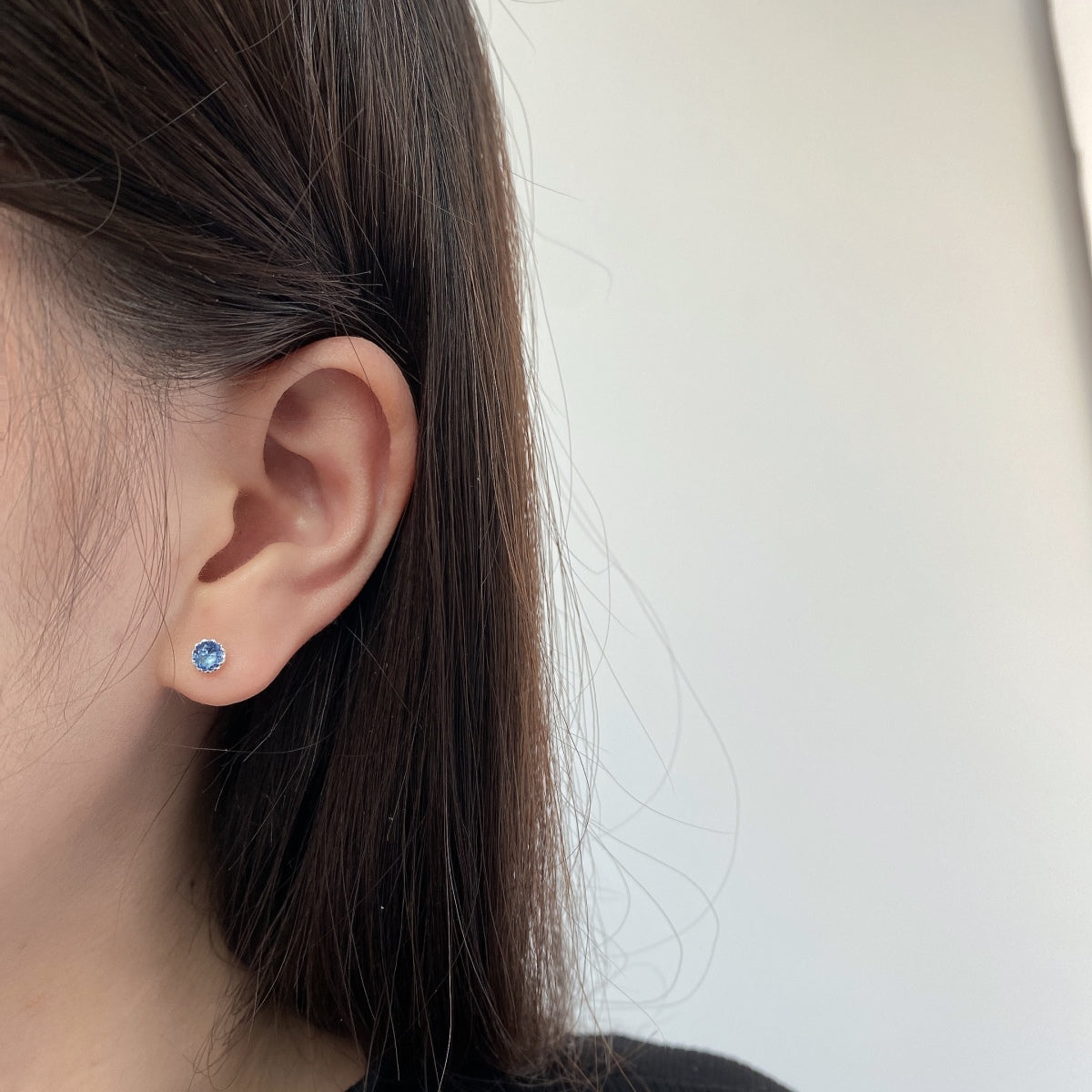 [HOT]キラキラ輝くカラフルなラウンドシェイプイヤリング