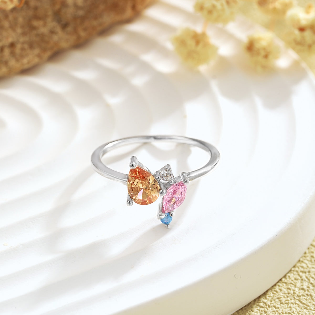 [HOT] Bague quotidienne multi-coupes colorée et éclatante