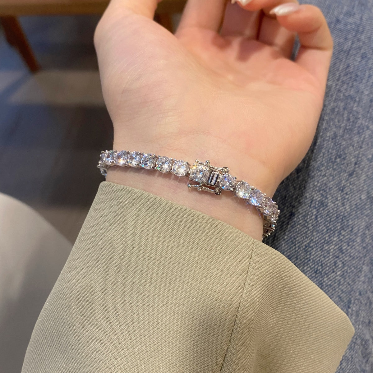 [HOT] Bracelet de mariage rond orné et scintillant