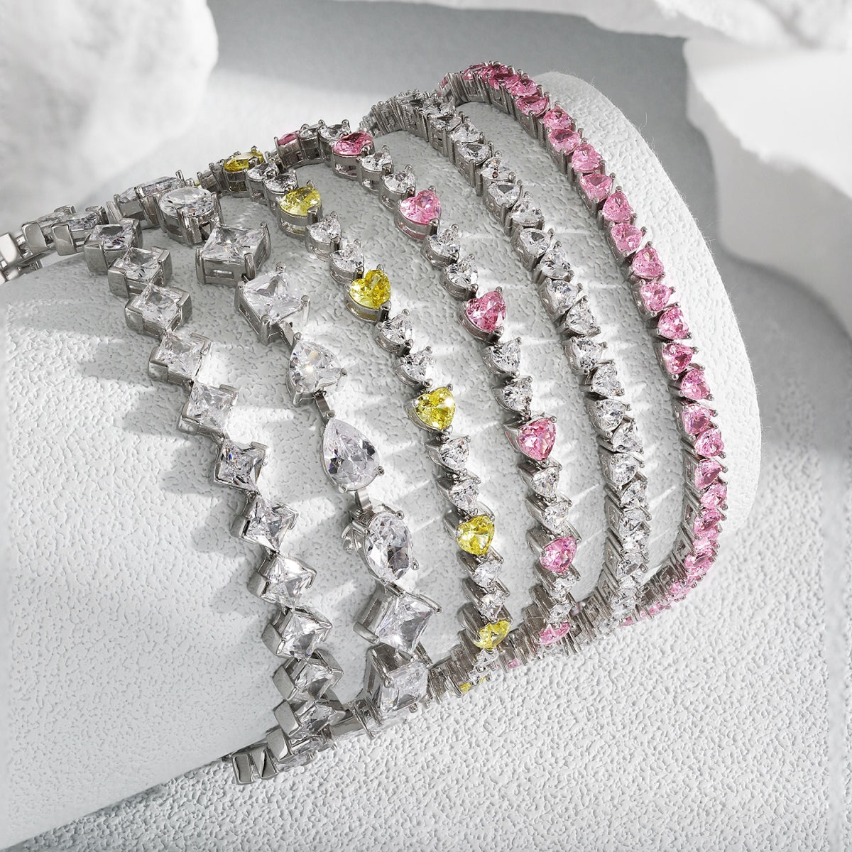 [HOT] Bracelet quotidien unique et exquis à plusieurs coupes