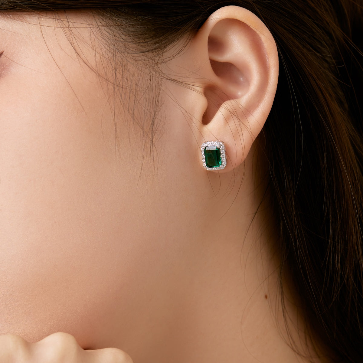 [HOT] Boucles d'oreilles de banquet luxueuses et délicates en taille émeraude