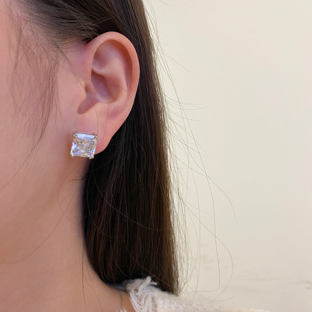 [HOT]Delicate Square Shape Earrings