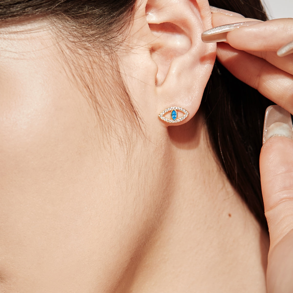 [HOT] Boucles d'oreilles à tige creuses Blue Devil Eyes