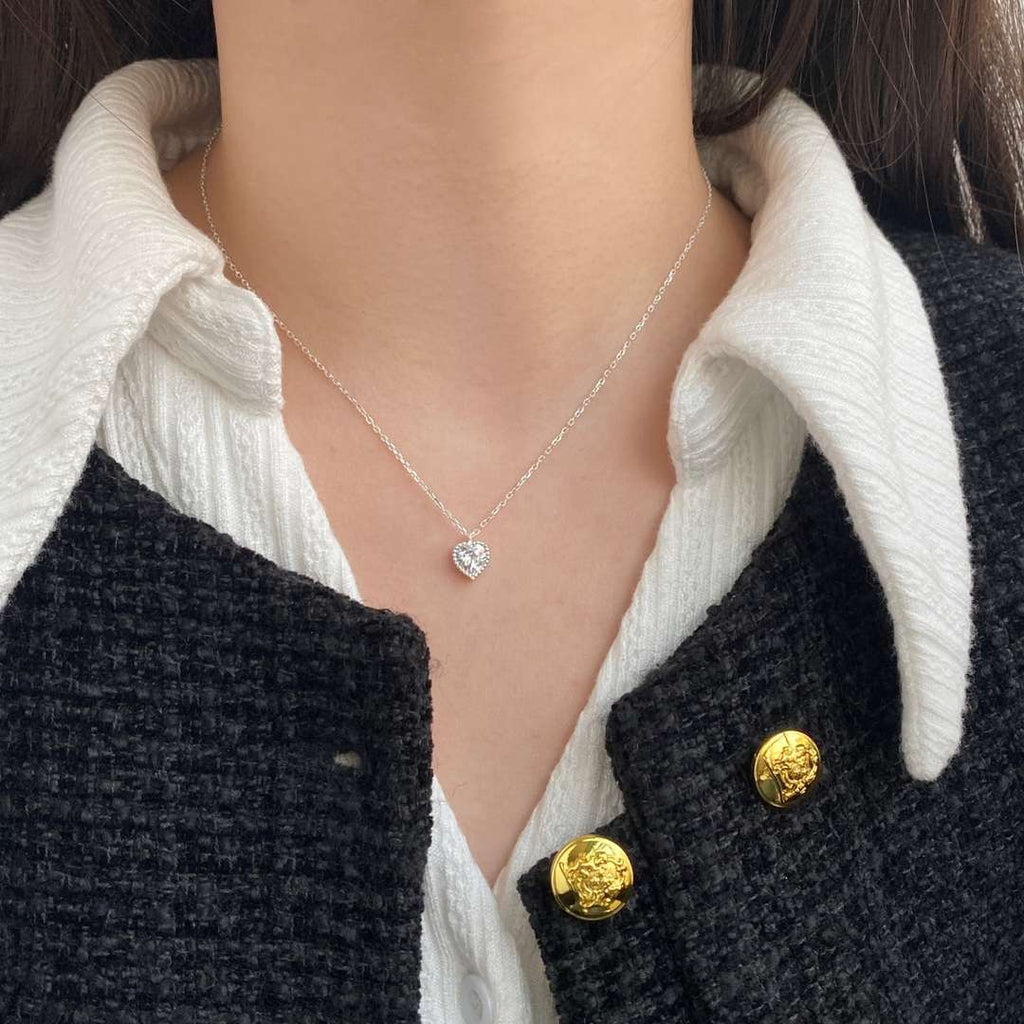 [HOT]Ornate Heart Shape Necklace