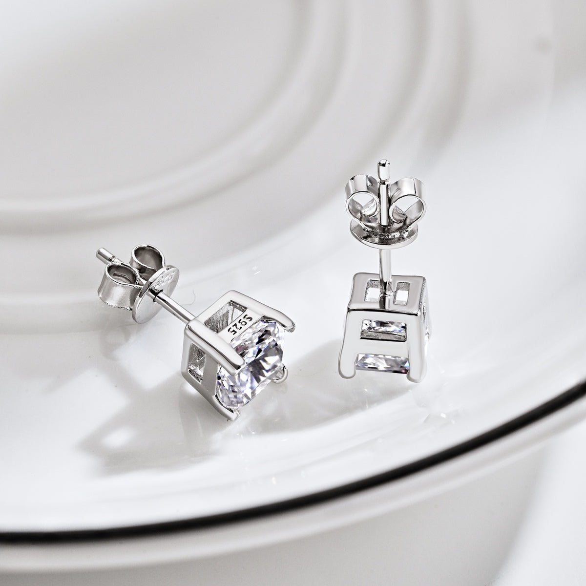 [HOT] Boucles d'oreilles de mariage taille princesse radiante de 1,0 carat