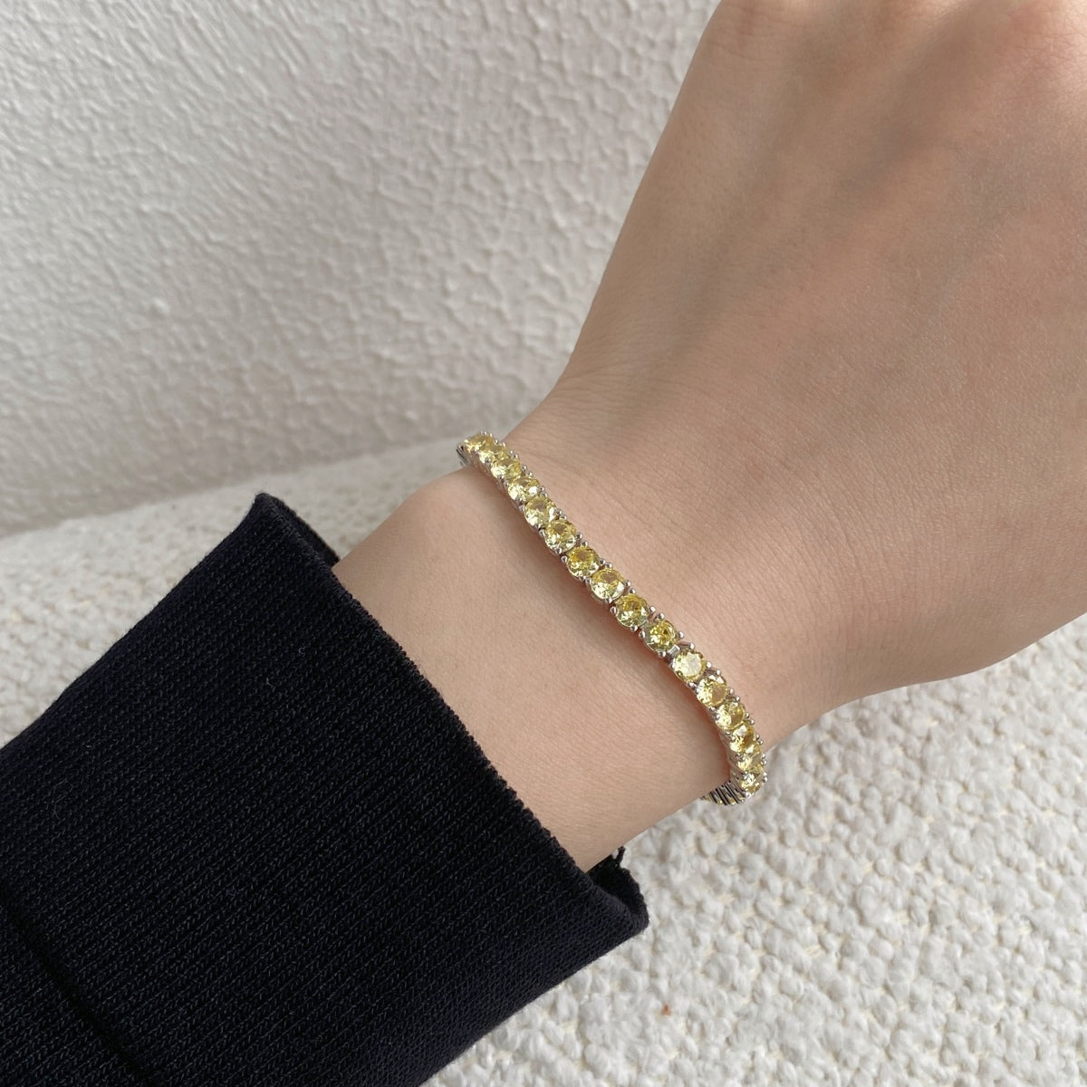 [HOT]Ornate Dazzling Round Cut Tennis Bracelet
