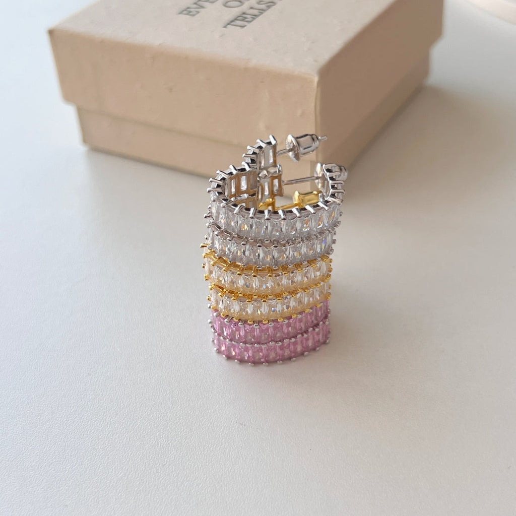 [HOT]Boucles d'oreilles découpées en forme de cœur rayonnant