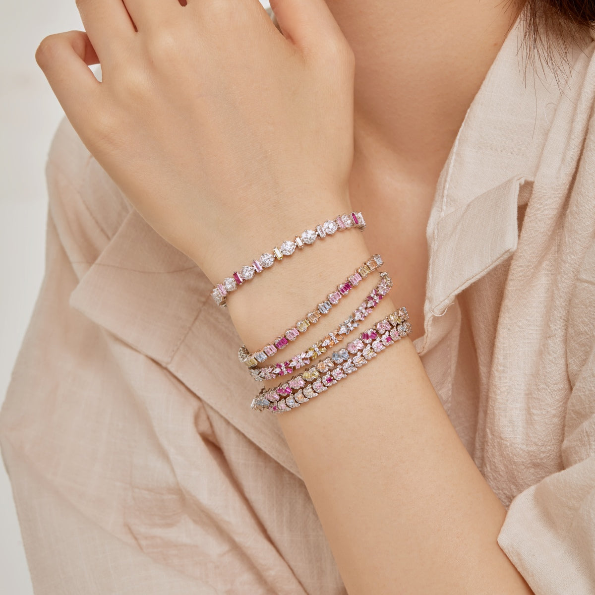 [HOT]Radiant Colorful Round Shape Daily Bracelet