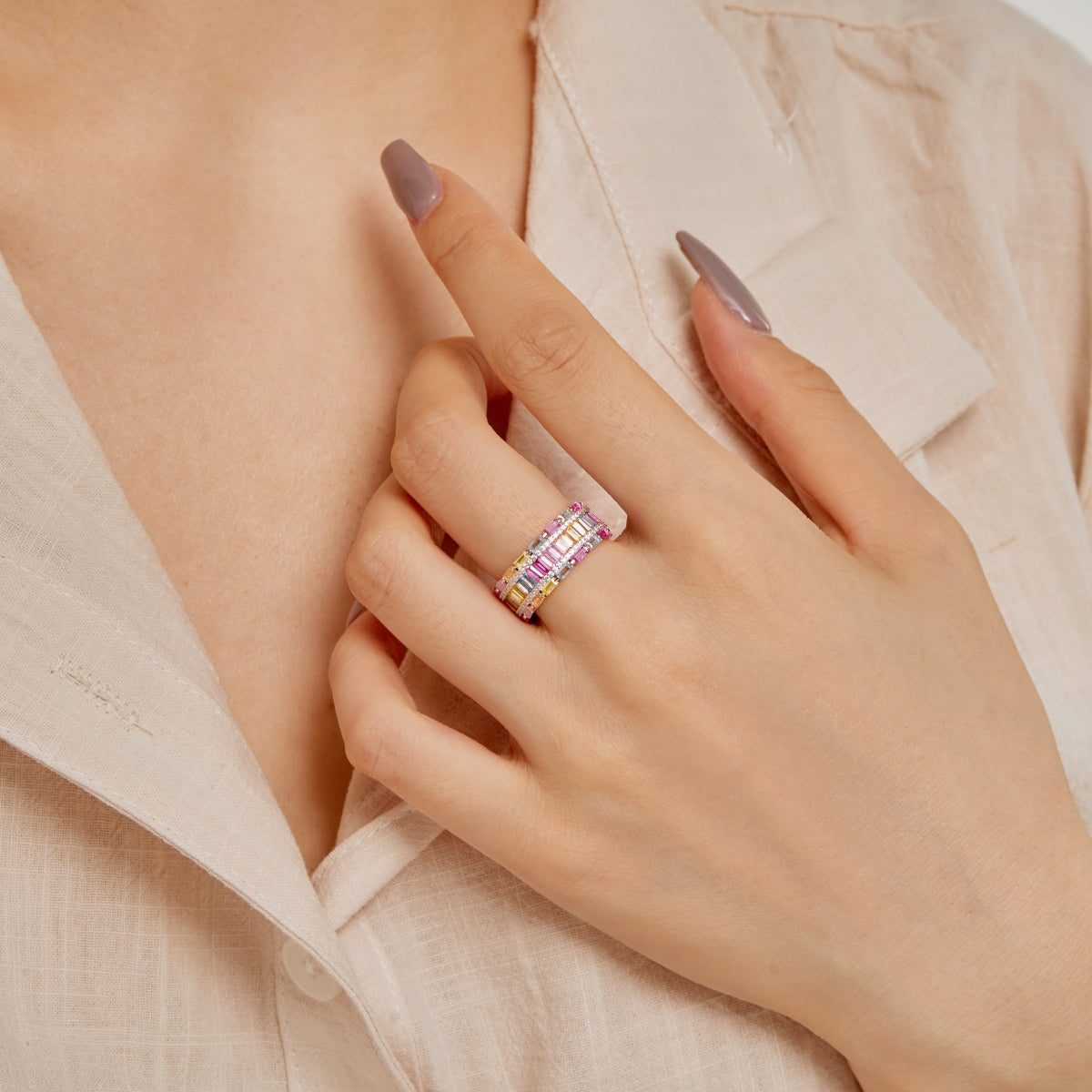 [HOT] Bague de fête éclatante et colorée à coupe radiante