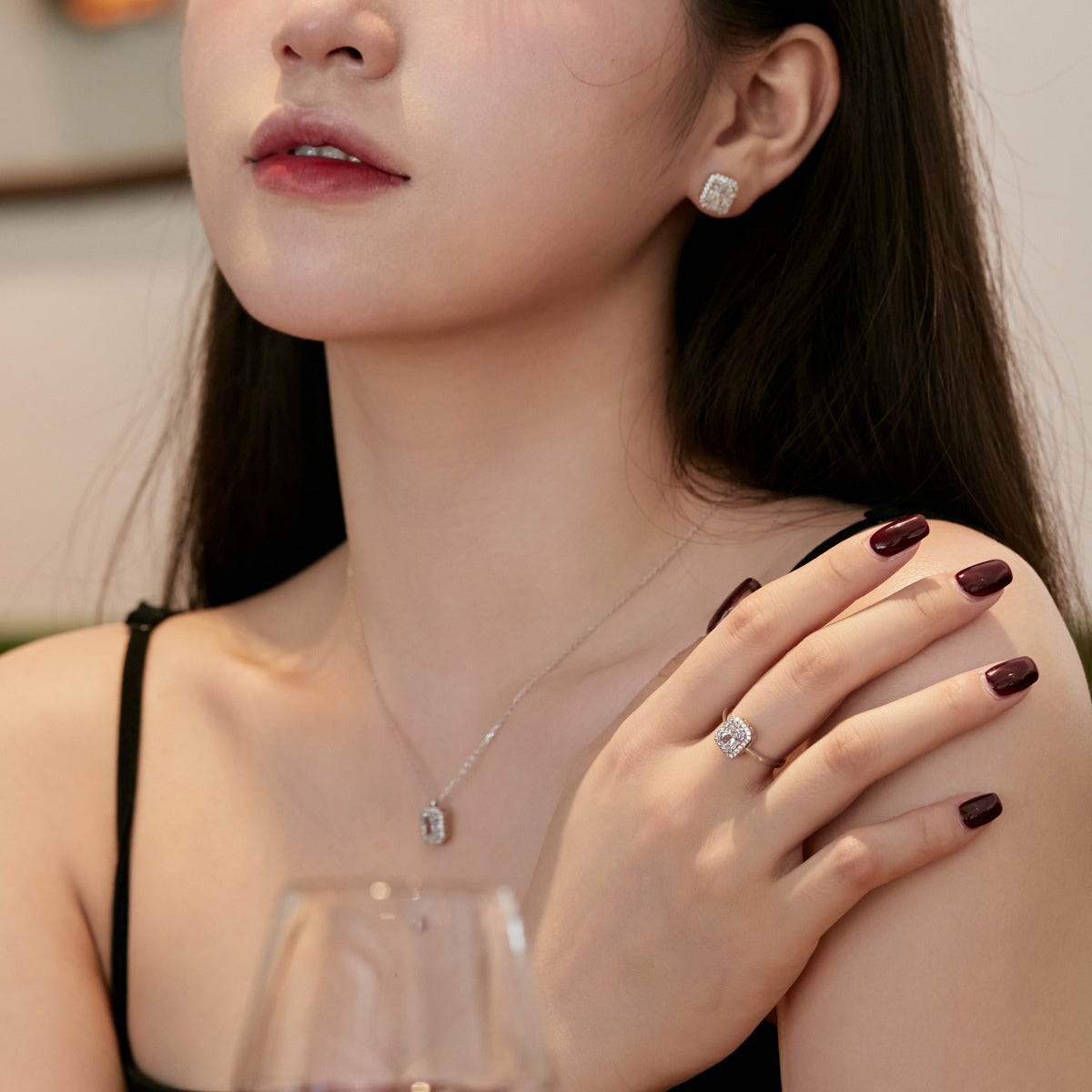 [HOT] Boucles d'oreilles luxueuses et délicates taille émeraude de 1,0 carat