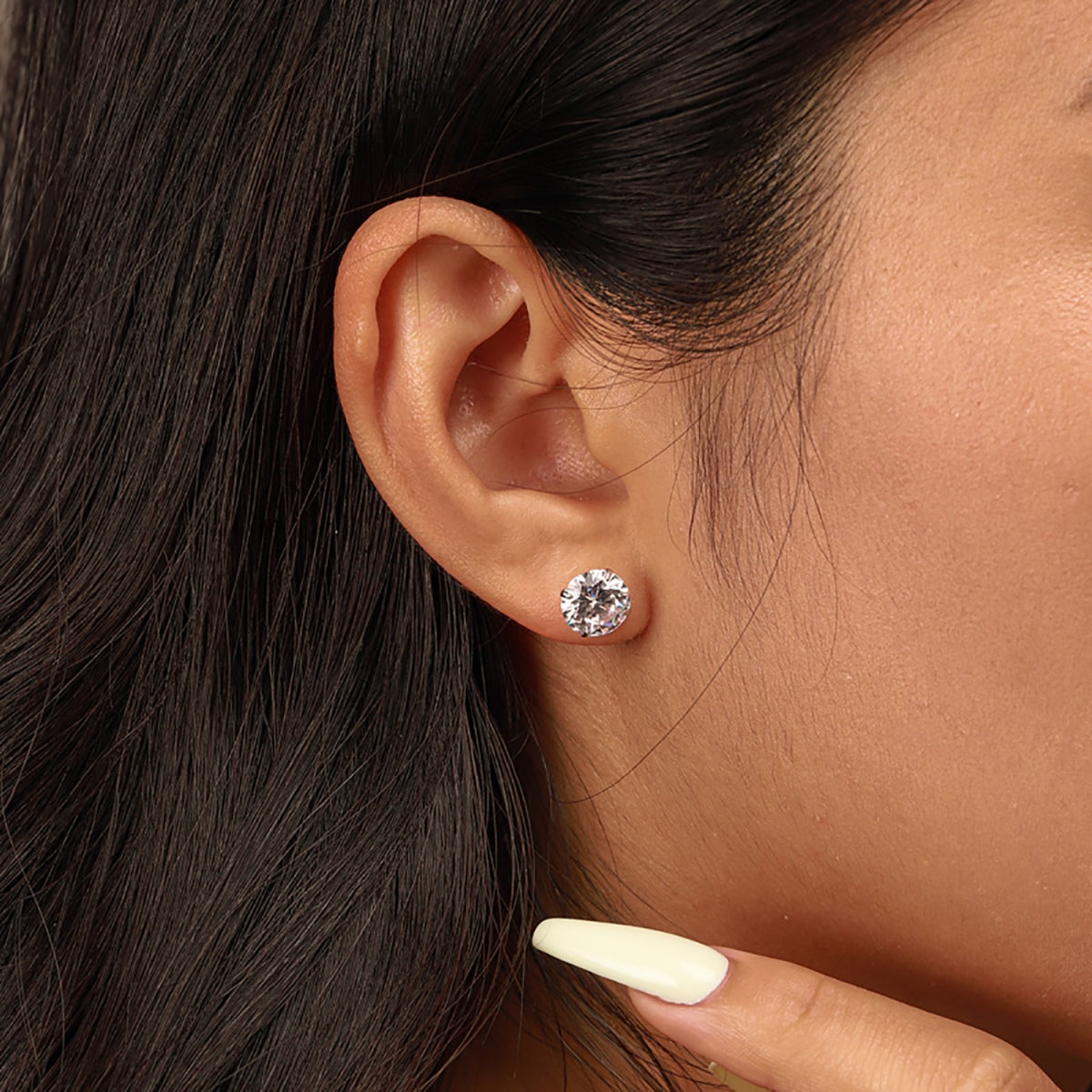 [HOT] Boucles d'oreilles à tige élégantes et brillantes avec pierre centrale ronde