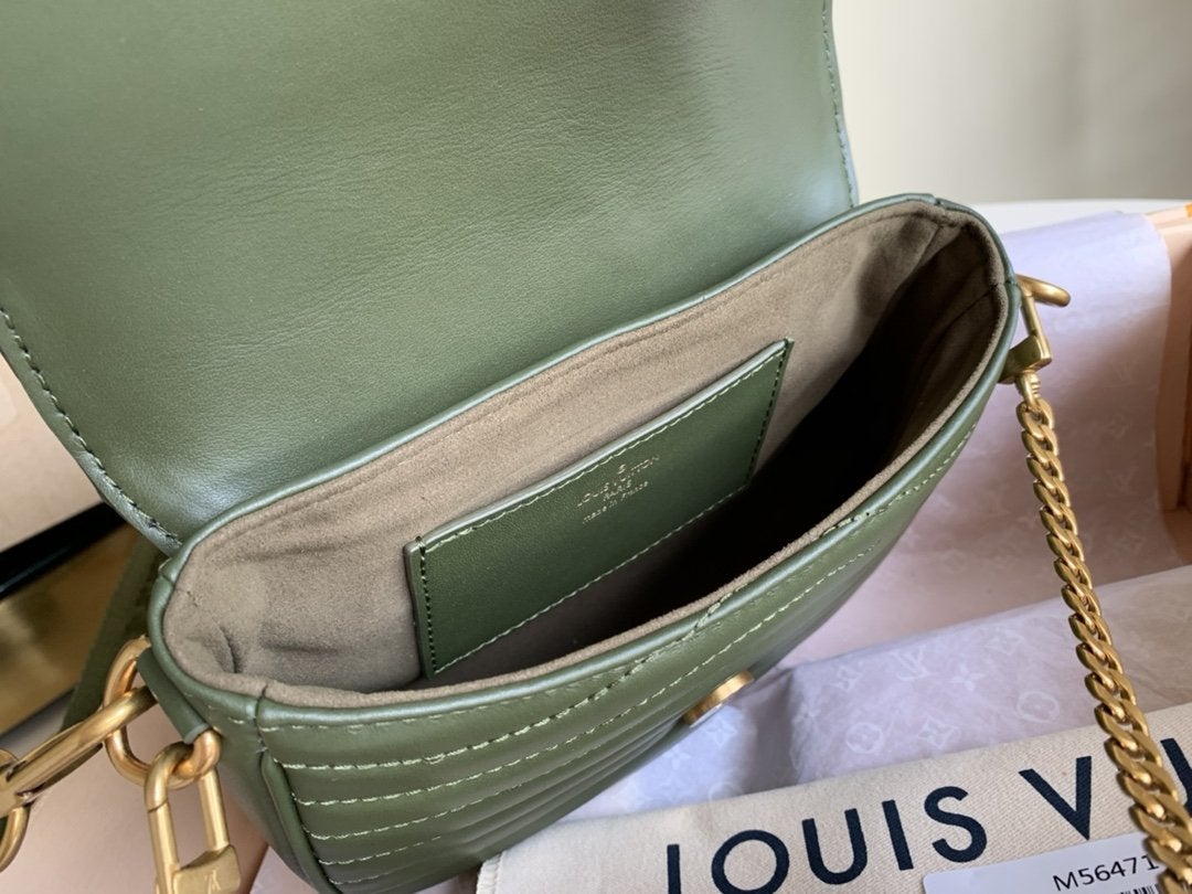 SAC BANDOULIÈRE EN CUIR DE VEAU KAKI MULTI-POCHETTES 19 CM 