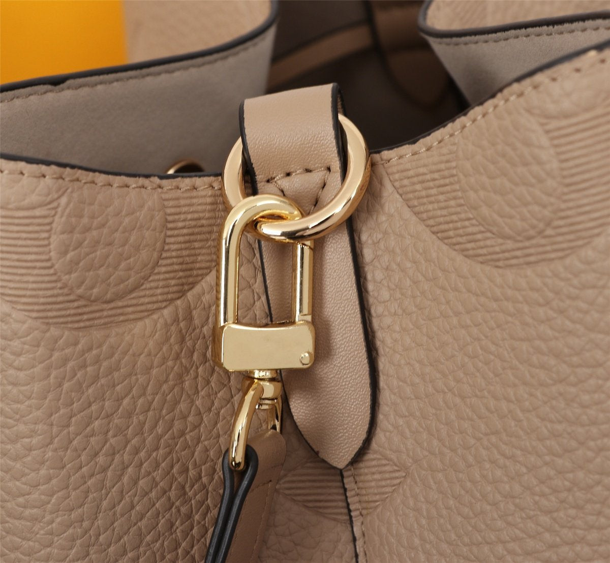 CRAFTY NÉONOÉ BANDOULIÈRE MM 26CM BEIGE CLAIR
