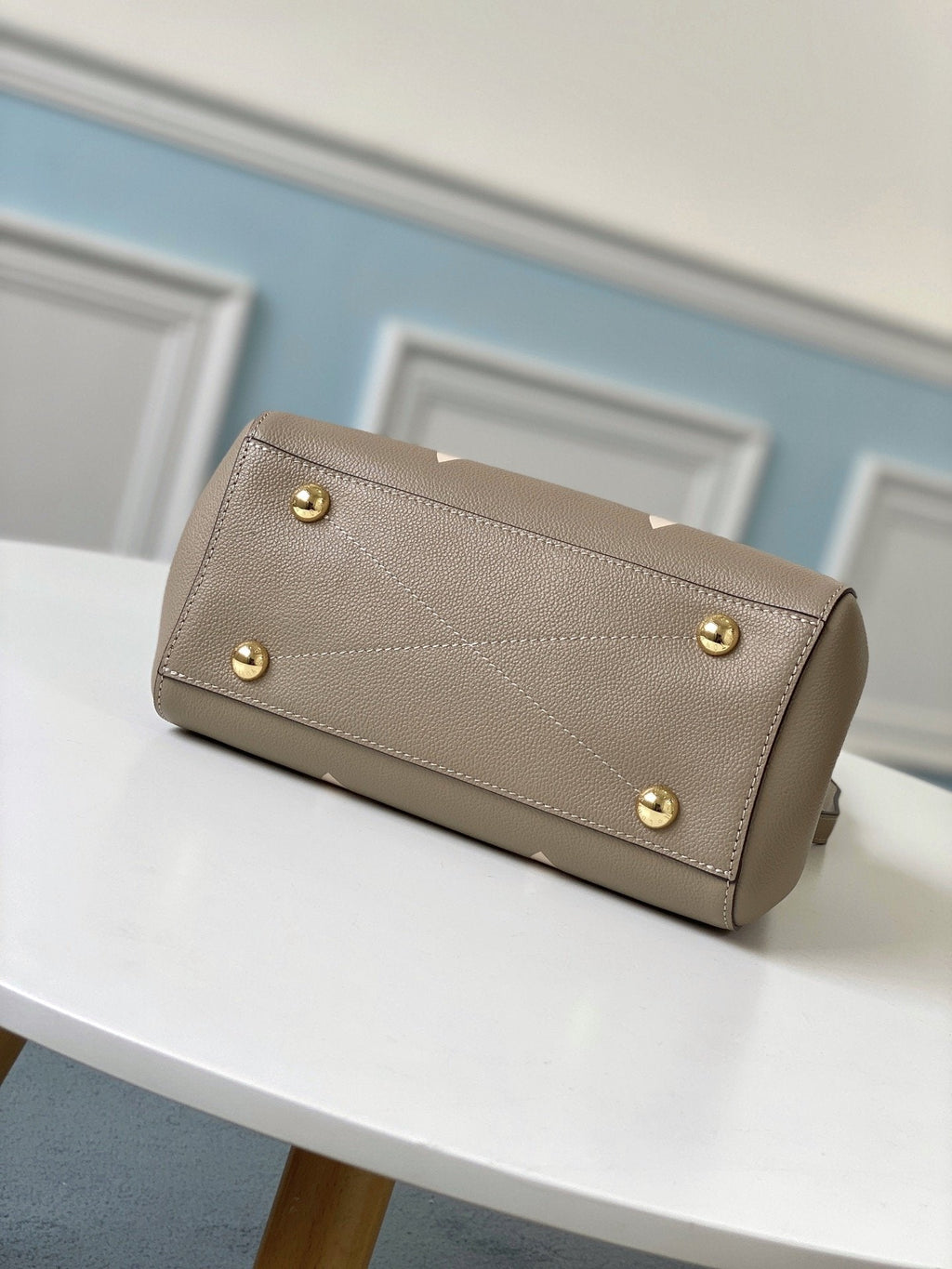 MONTAIGNE BB 29CM CUIR MONOGRAMME BEIGE