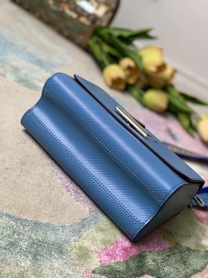 TWIST MM 23 CUIR DE VACHE GRAINÉ ÉPI BLEU