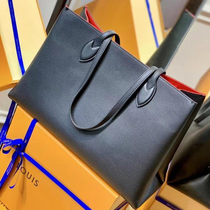 SAC SHOPPER LV LOCKME 42 EN CUIR DE VEAU GRAINÉ NOIR