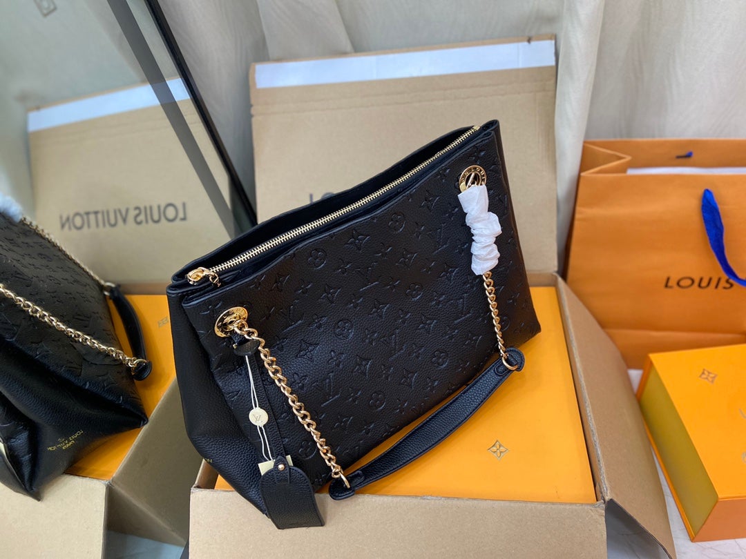 SURENE MM 36CM CUIR DE VEAU GRAINÉ MONOGRAMME NOIR