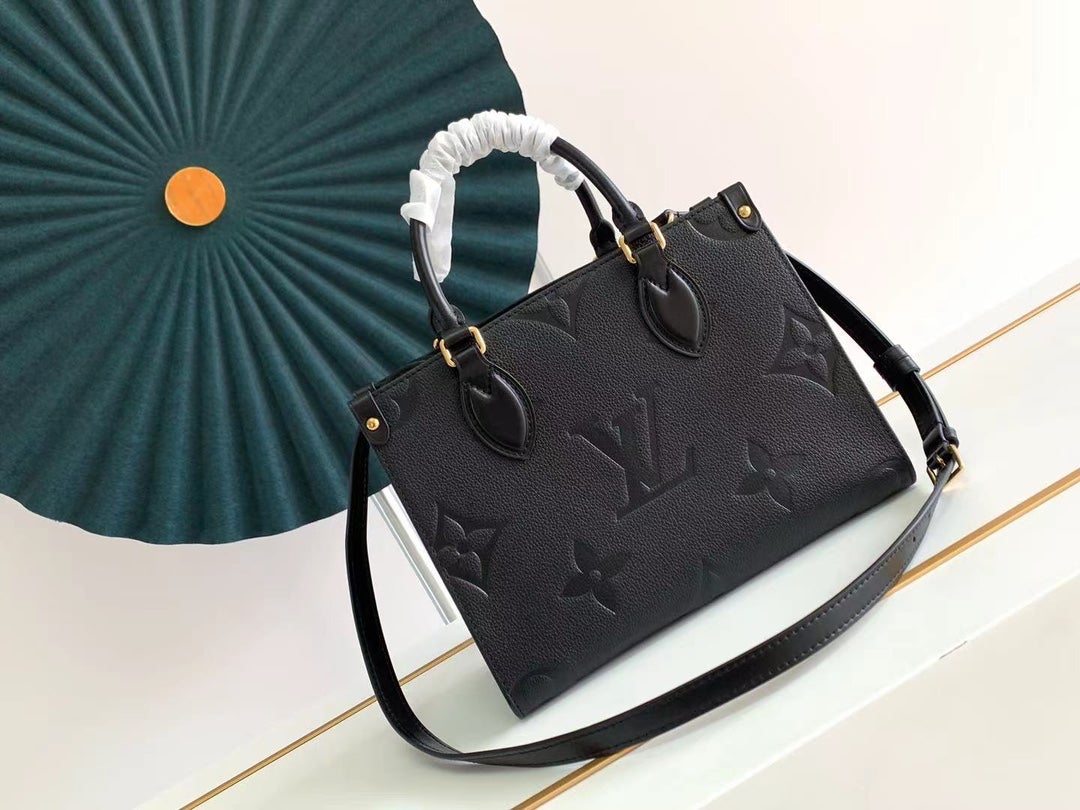 ONTHEGO PM 25 MONOGRAMME NOIR TOILE GÉANTE EMPREINTE