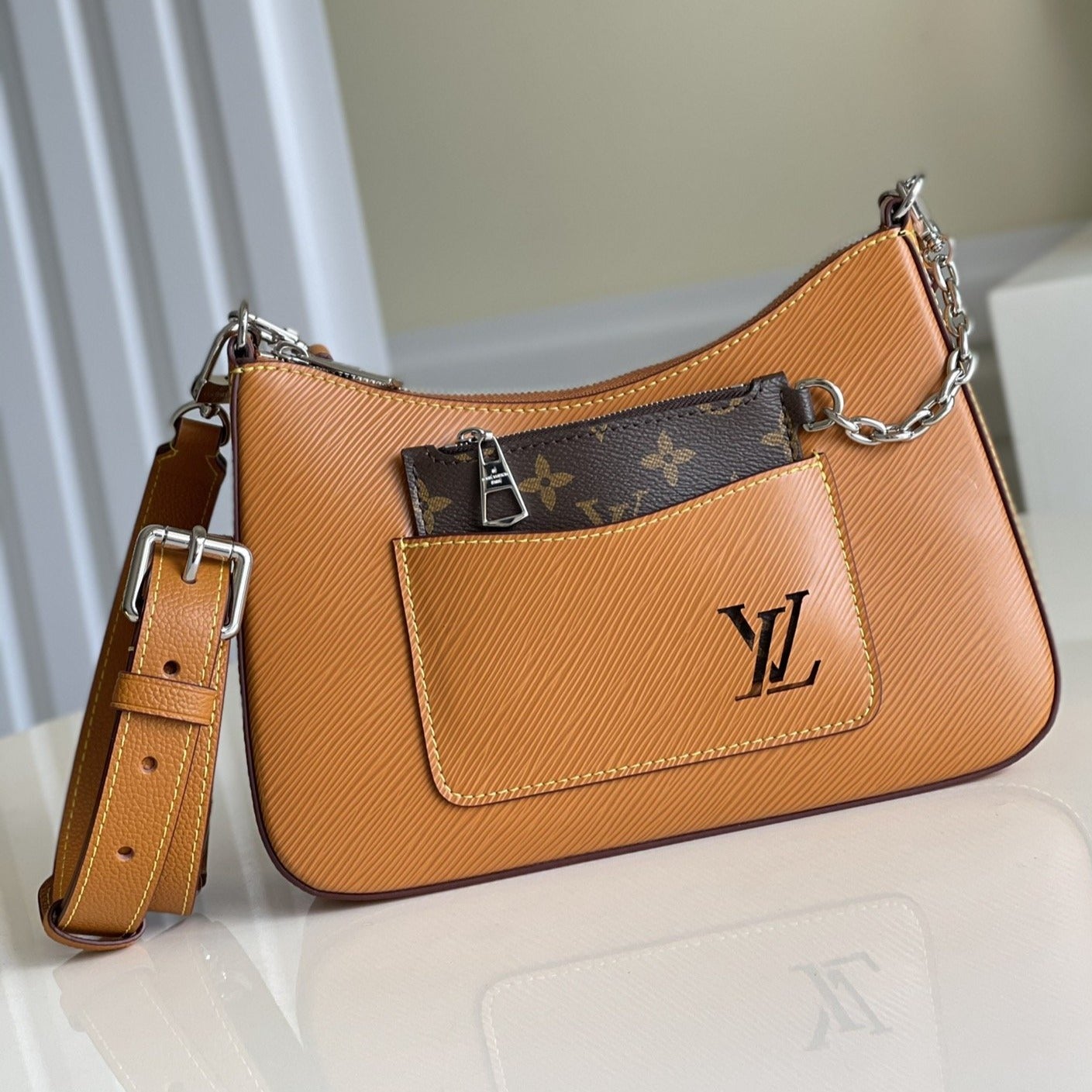 CUIR DE VACHE GRAINÉ ÉPI MARELLE 25 MIEL OR 