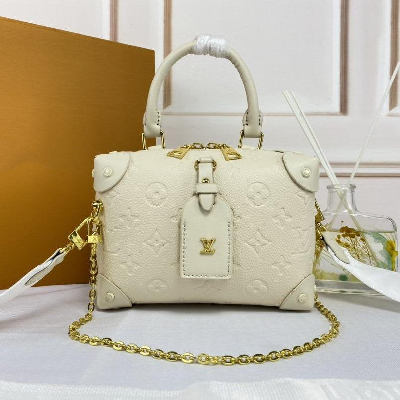 LV PETITE MALLE SOUPLE BLANC MONOGRAMME EMPREINTE