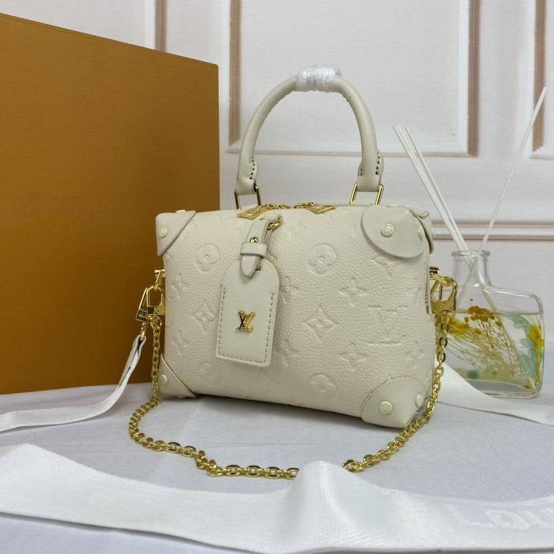 LV PETITE MALLE SOUPLE BLANC MONOGRAMME EMPREINTE