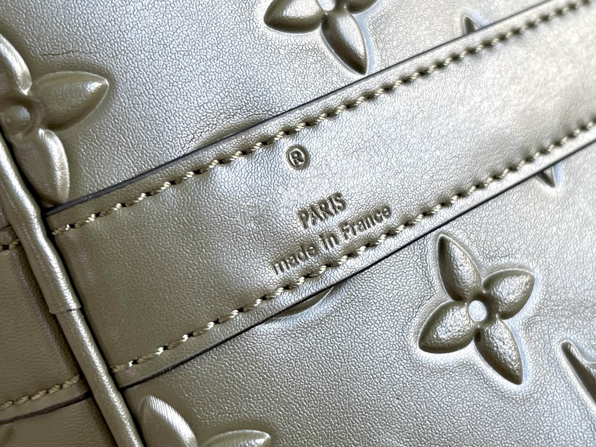 KEEPALL 50 BANDOULIERE KAKI EMPREINTE CUIR