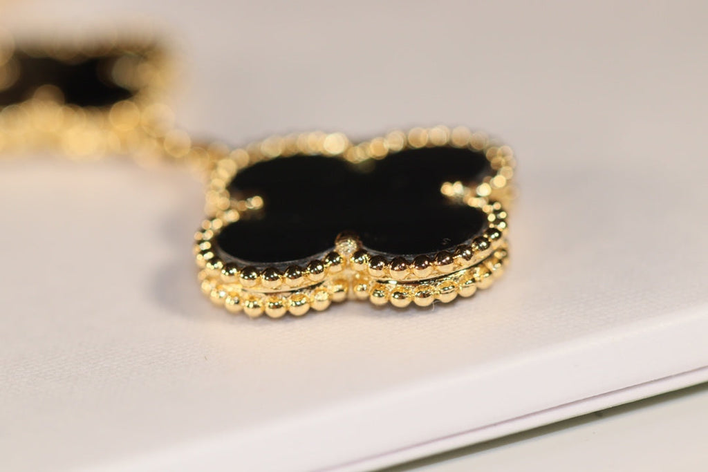 BOUCLES D'OREILLES TRÈFLE OR ONYX NACRE 3 MOTIFS 